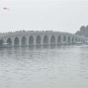 De 17 bogen brug in het Kunming meer