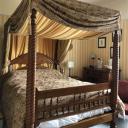 Het hemelbed met hoge instap in MonkBridge House in York